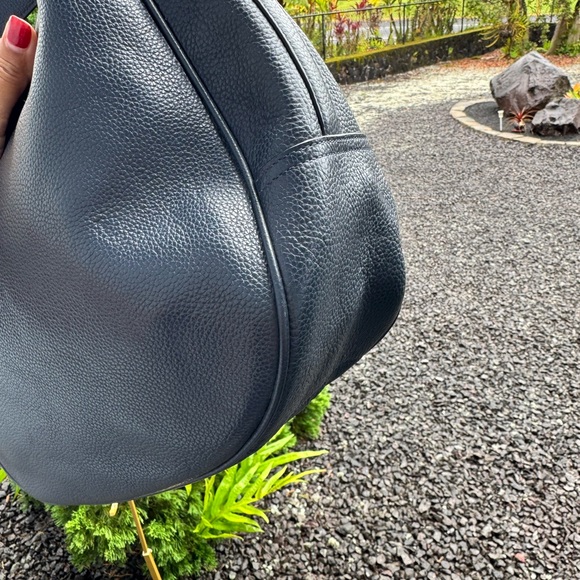 2006 Coach Navy Pebbled Leather Hobo Shoulder Bag Gold Hardware NWOT F38259 - Picture 5 of 14